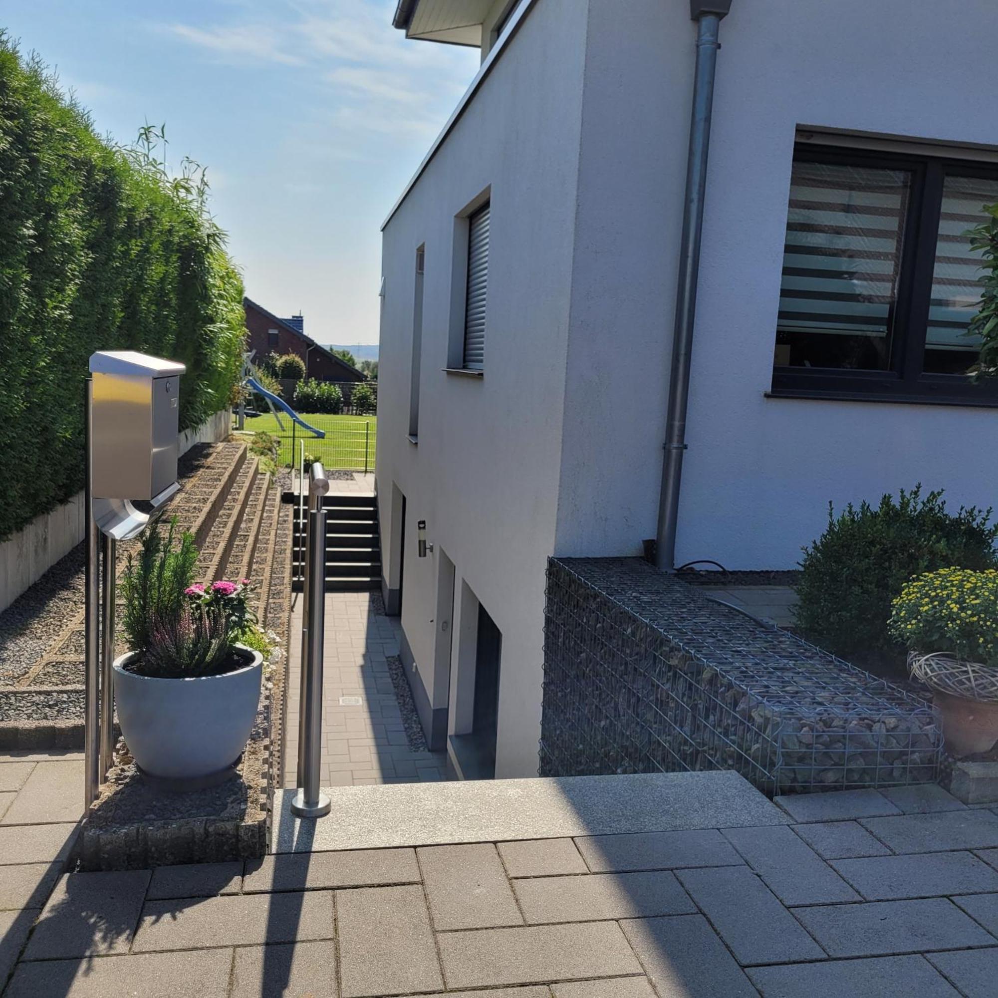 Eifelherz Mit Sonnenterrasse Nideggen Bagian luar foto
